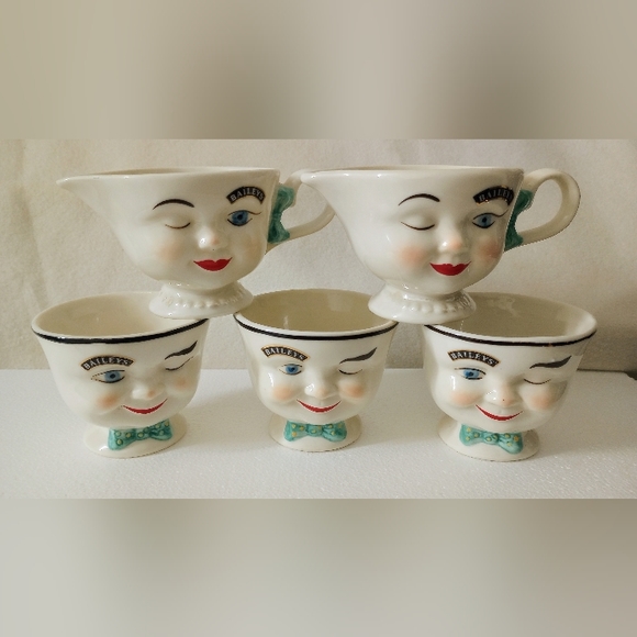 Bailey's Dining Vintage 996 Set Of 5limited Edition Baileys Creamer